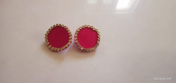 stud earings