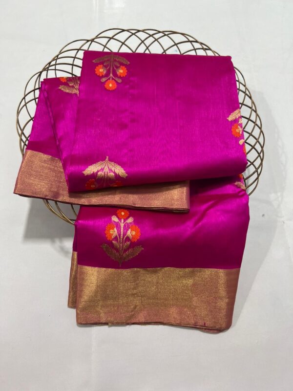 Pure Handloom Chanderi Pattu Katan Silk with tilfi meena weaved leaf weaved Saree.