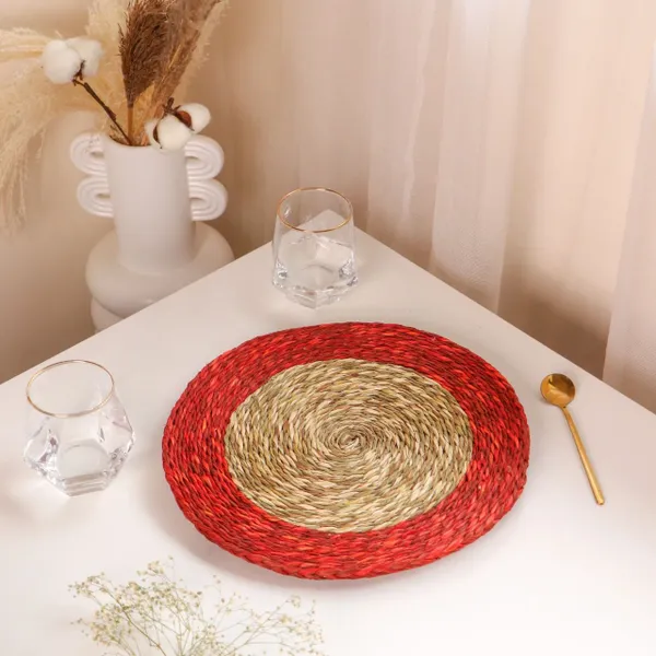 Red Sabai Trivet