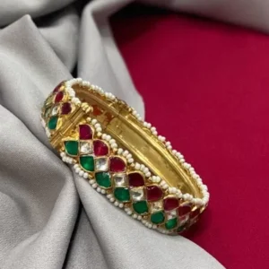 Emerald Green and Ruby Bracelet in Kundan