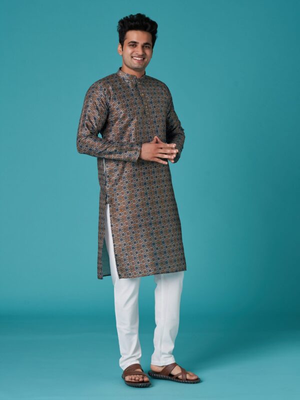 KURTA