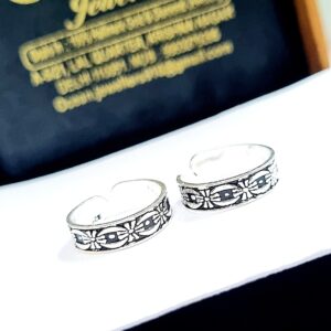 SWARN SILVER 925 Sterling Silver Oxidised Black Toe Rings, Adjustable Toe Rings for Women and Girls | With Certificate of Authenticity (Toe Ring)