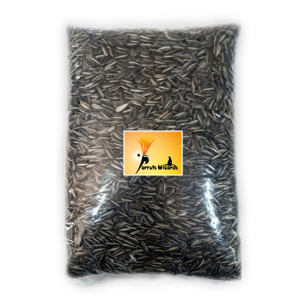 Small Size Sunflower Seeds for Birds 900 Grams