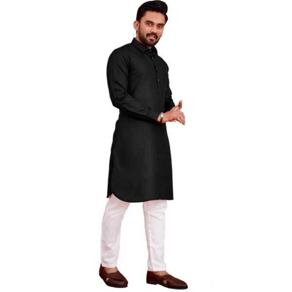 Men's Cotton Blend Solid Full Sleeve Knee Length Kurta (Black)