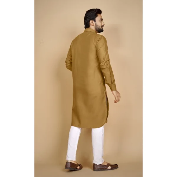 Men's Cotton Blend Solid Full Sleeve Knee Length Kurta (Brown)