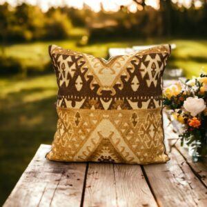 Mocha Marvel cushion cover