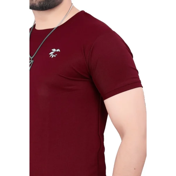 Men's Casual Half Sleeve Cotton Blend Round Neck T.Shirt (WINE)