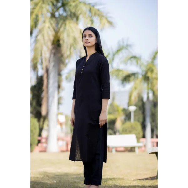 Women's Cotton Solid 3/4 Sleeve Mandarin collar Kurti (Black)